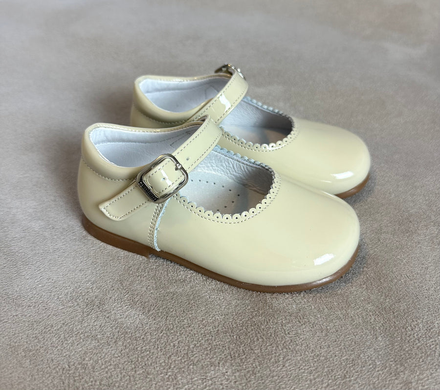 Caminito Beige Patent Leather Toddler Mary Jane Shoes