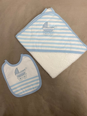 SS23 Sardon White & Blue Towel & Bib Pram Motif Gift Set